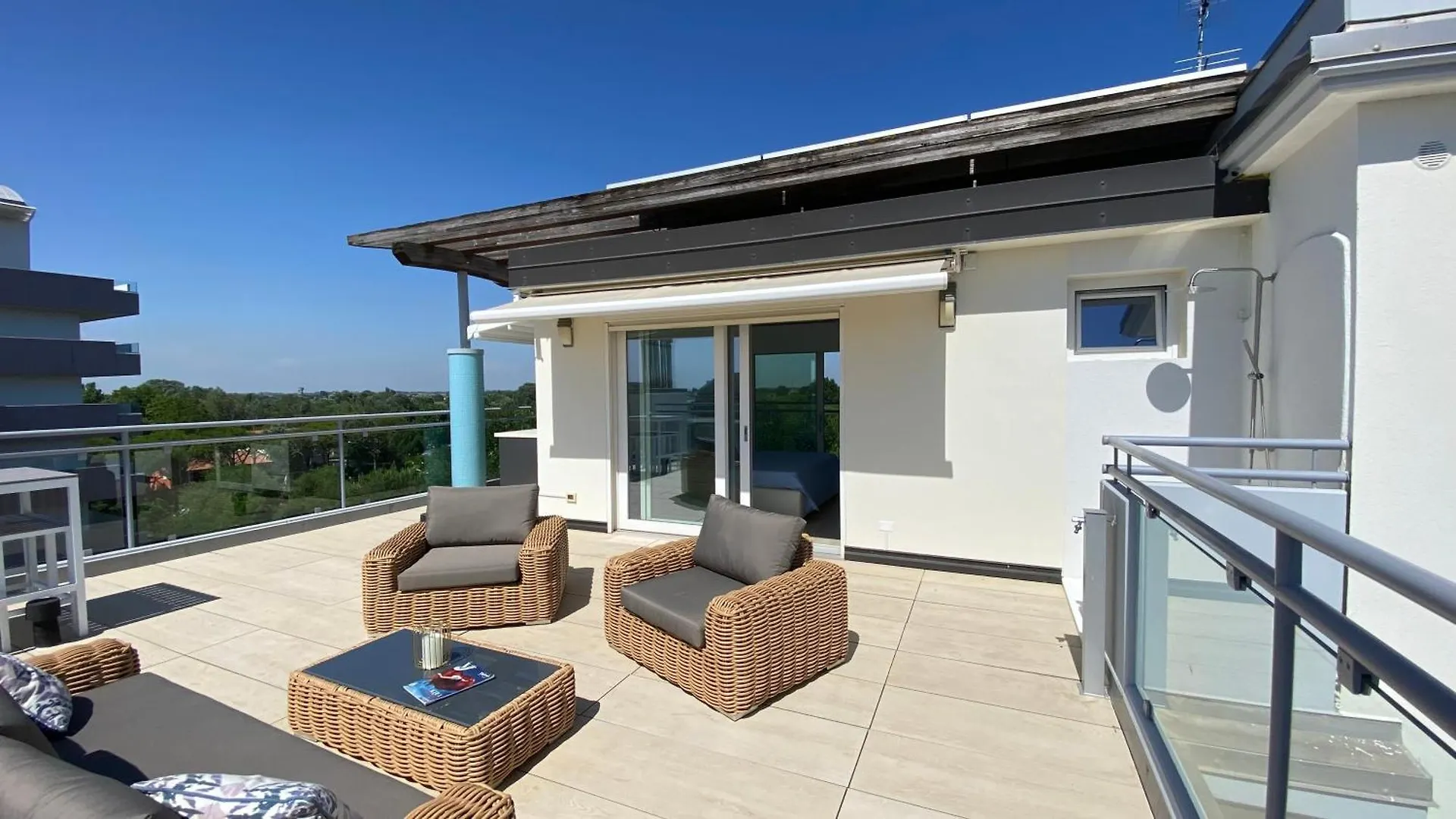 Daire Rooftop Onda Blu Vista Mare - Aria - A 150 Mt Dalla Spiaggia Lido di Jesolo
