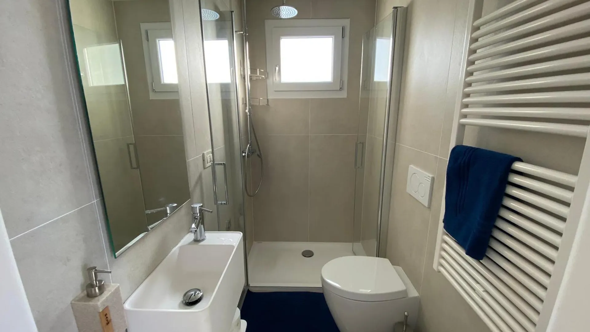 Daire Rooftop Onda Blu Vista Mare - Aria - A 150 Mt Dalla Spiaggia Lido di Jesolo İtalya