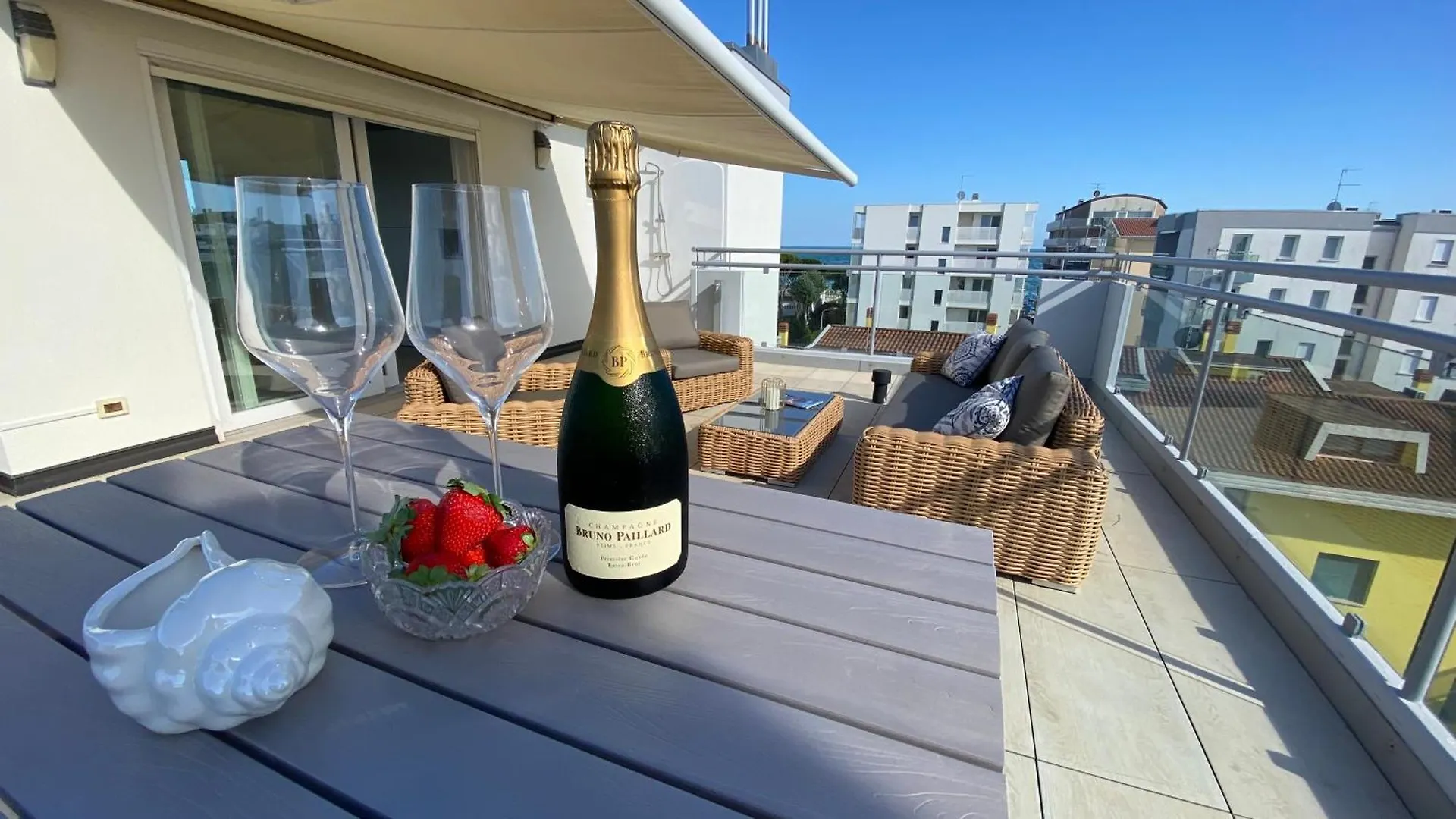 Rooftop Onda Blu Vista Mare - Aria - A 150 Mt Dalla Spiaggia location