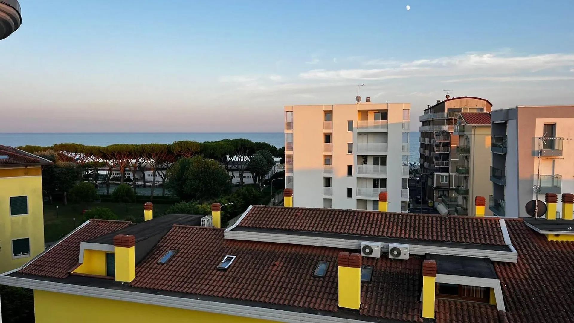 Rooftop Onda Blu Vista Mare - Aria - A 150 Mt Dalla Spiaggia Lido di Jesolo